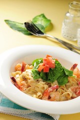 shrimp cream pasta on dish