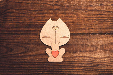 wooden cat with valentine