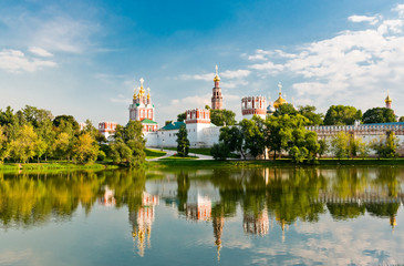 Obraz premium Novodevichy convent in Moscow, Russia