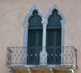 Balcone in pietra di Prun