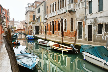 Fototapeta na wymiar Venice, beautiful view of a canal, Venezia, Italy
