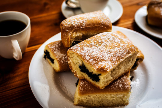 Baked sweet buns