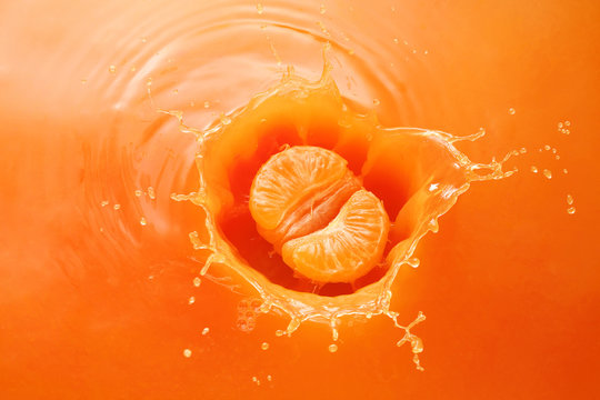 splashing tangerine