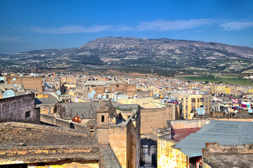 Blick über die Dächer der Altstadt der historischen Königstadt Fes in Marokko in Afrika mit...