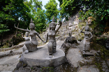 Fototapeta na wymiar Der magische und geheime Garten von Koh Samui in Thailand 