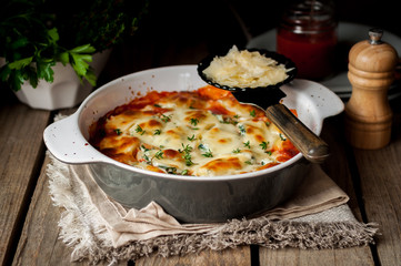 Baked Stuffed Conchiglioni with Tomato