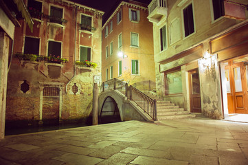 Fototapeta na wymiar Night view of street in Venice