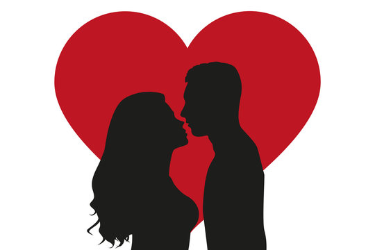 Küssendes Paar vor Herz