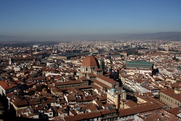 Florenz, Panoramablick vom Duomo mit Markthalle und Basilica di San Lorenzo