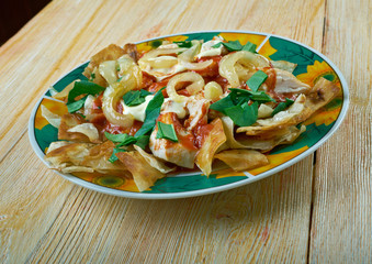Chilaquiles con salsa roja