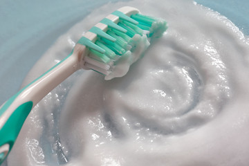 Brightening teeth with  bicarbonate