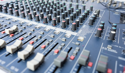Audio sound mixer