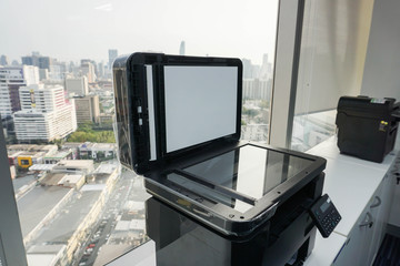 open the printer plate for scanning