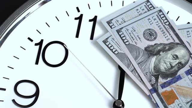 $100 are on the clock. Denominations of 2009.
