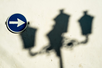 Wall with traffic sign © Olaf Speier