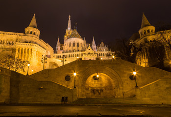 Fototapeta premium Fisherman's Bastion Ungarn Budapest bei Nacht
