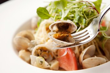 vongole on table