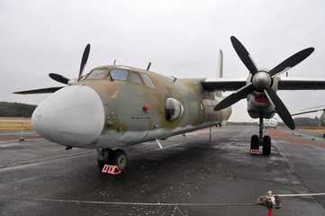Fototapeta na wymiar Antonov An-26