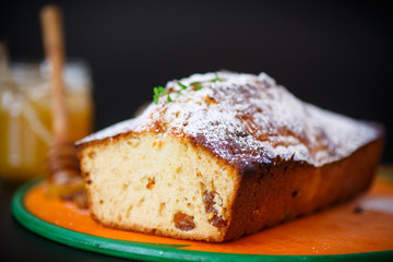 pumpkin muffins with honey and raisins