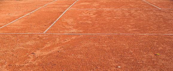 Dross tennis court