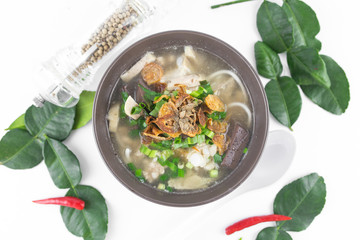 Vietnamese Rice Noodle Soup with pork spare ribs - 134016208