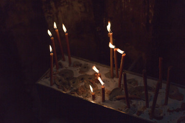 Kerzen in der Bruder Klaus Kapelle