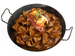 Rehragout in der Pfanne