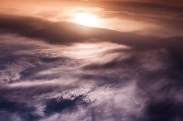 Wolkenstimmung am Abendhimmel 