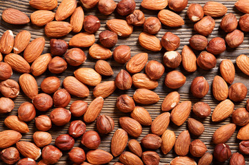 Almond and hazelnut