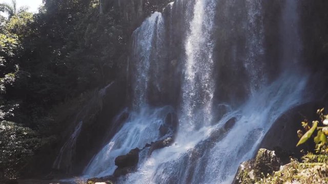 nicho waterfall in Cuba nicho Slow motion