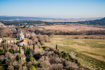 Fototapeta na wymiar Panorama du sommet du donjon de l'Abbé dans l'Abbaye de Montmajour près d'Arles