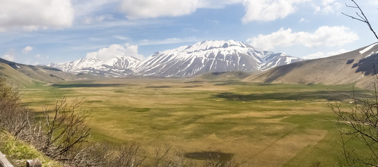 Fototapeta premium Castelluccio di Norcia big plan
