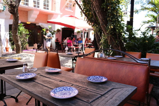 Espanola Way Miami Beach Street Overview