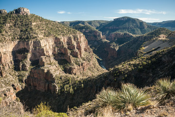 Fototapeta na wymiar Becker Butte Lookout, Hwy 60, Salt River Canyon, AZ