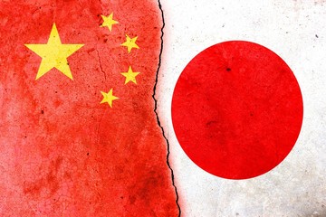 A crack in the wall. China-Japan relations