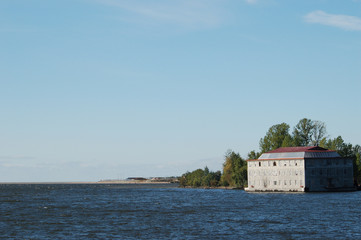 Fototapeta na wymiar Gulf of Finland, Gulf, fort, water