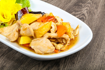 Chicken with pineapple and cahew nuts