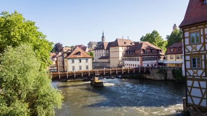 Fototapeta na wymiar Alte Stadt Bamberg im Sommer