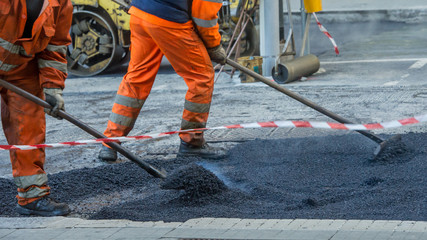 Road construction, teamwork