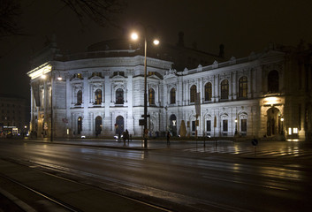 Fototapeta na wymiar Night view of viennese Burgtheatre on Ringstrasse, Vienna