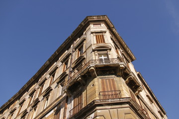 Fototapeta na wymiar Immeuble ancien à Rome, Italie 