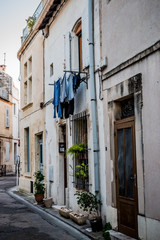 Fototapeta na wymiar Dans les rues d'Arles, porte de la Camargue
