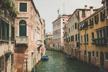 Obraz na płótnie Canvas italy venezia canal bridge travel