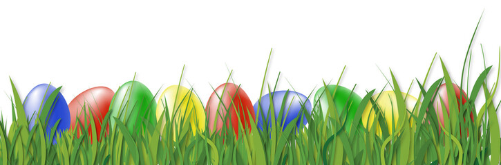 Bunte Ostereier im Gras