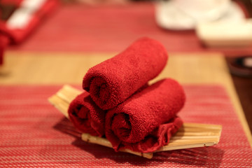 Obraz na płótnie Canvas Red roll towels