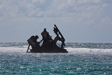 Pointe D&rsquo;Esny,  Ship Wreck of the Dalblair, unfortunate shipwreck. 