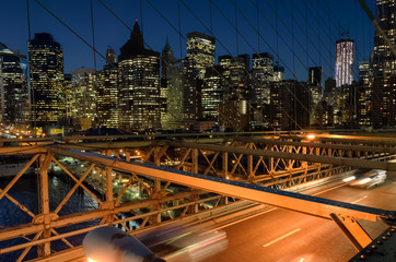 Fototapeta na wymiar New York city at night, seen from Brooklyn bridge
