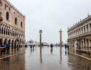 Naklejka premium Rainy Day in St. Marks Square, Venice, Italy