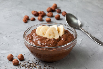 chocolate hazelnut chia pudding