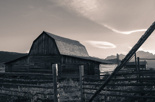 Black And White Barn 